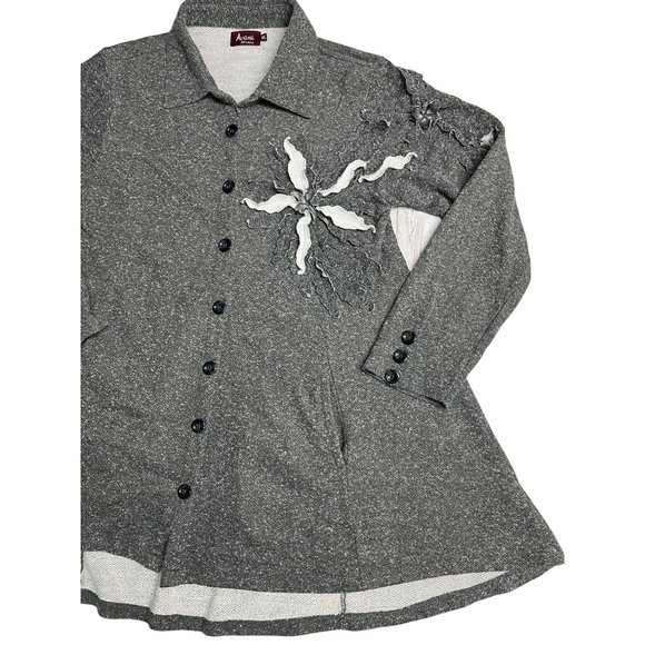 Avani del Amour XL Gray Lagenlook Boho 3D Textile Art Appliqued Knit Jacket - Picture 9 of 11